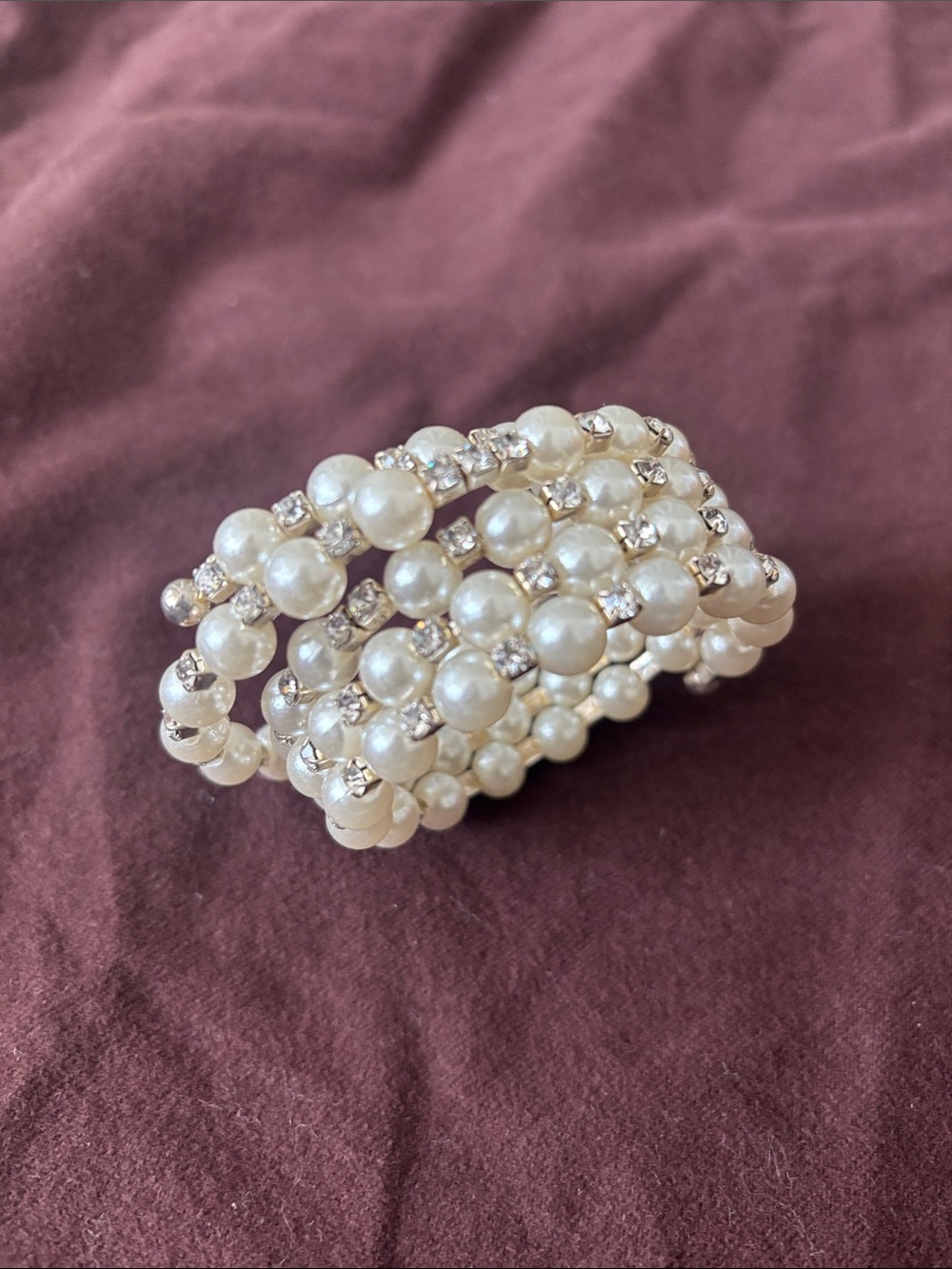 Pearl and Crystal Stretch Bracelet - White